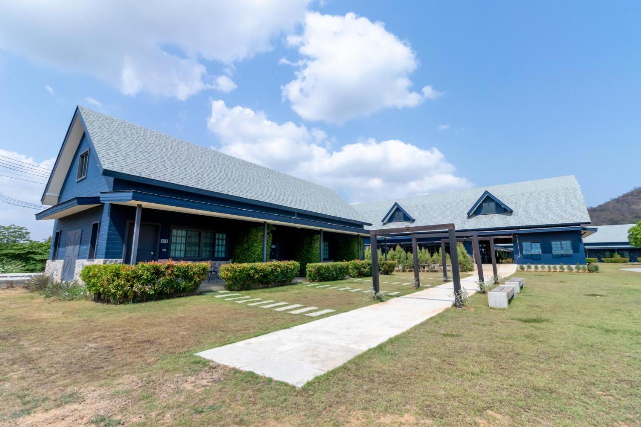Hotel The Barn Hua Hin à Khao Tao Extérieur photo