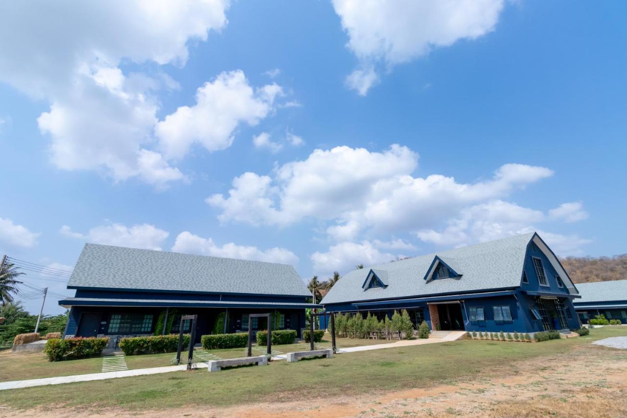 Hotel The Barn Hua Hin à Khao Tao Extérieur photo